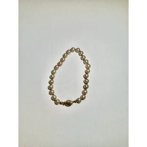 Vintage Marvella Faux Pearl Bracelet Signed 1 Strand 7”
